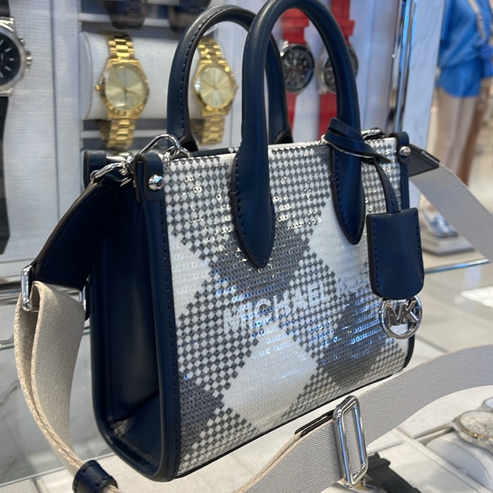 Michael Kors Mirella Extra-Small Logo Crossbody XBODY Shopper Bag
Navy 
NWT - Picture 6 of 16